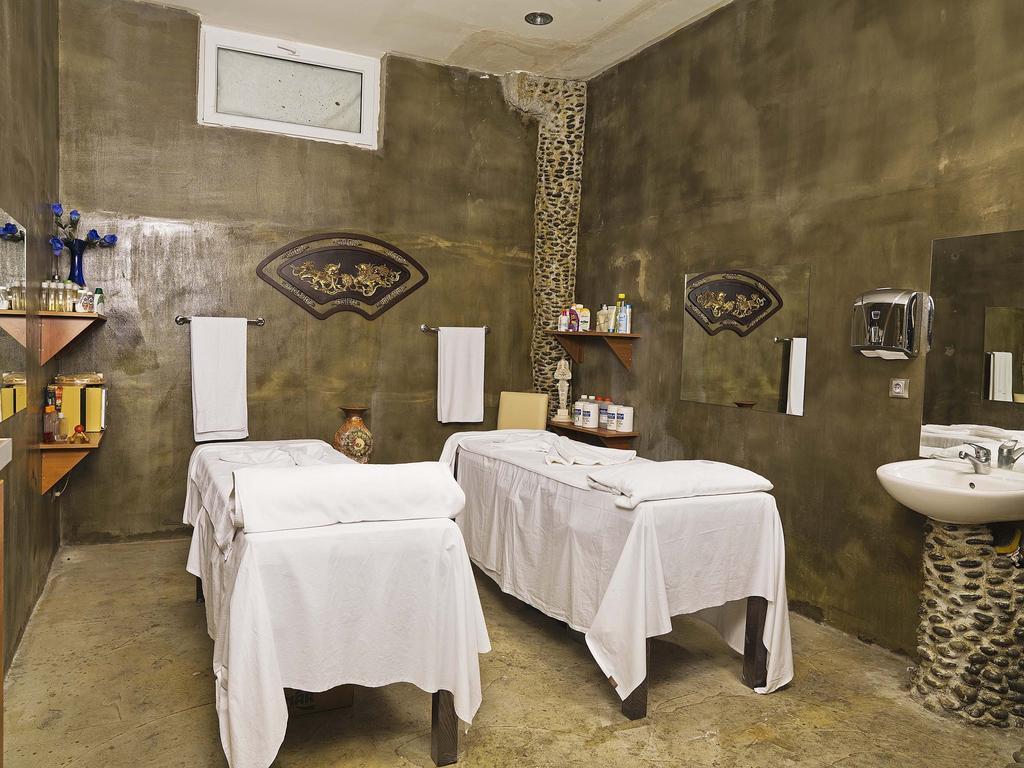 Legend Hotel Riva Екстериор снимка