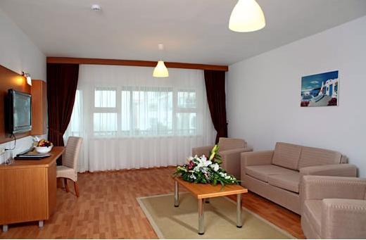 Legend Hotel Riva Екстериор снимка